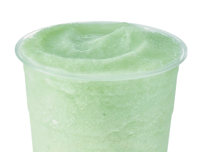 "Swig Cloud 9 blended Reviver Energy with Mountain Dew, coconut, pineapple, blue raspberry, half & half, 280-550 cal, $3.49.